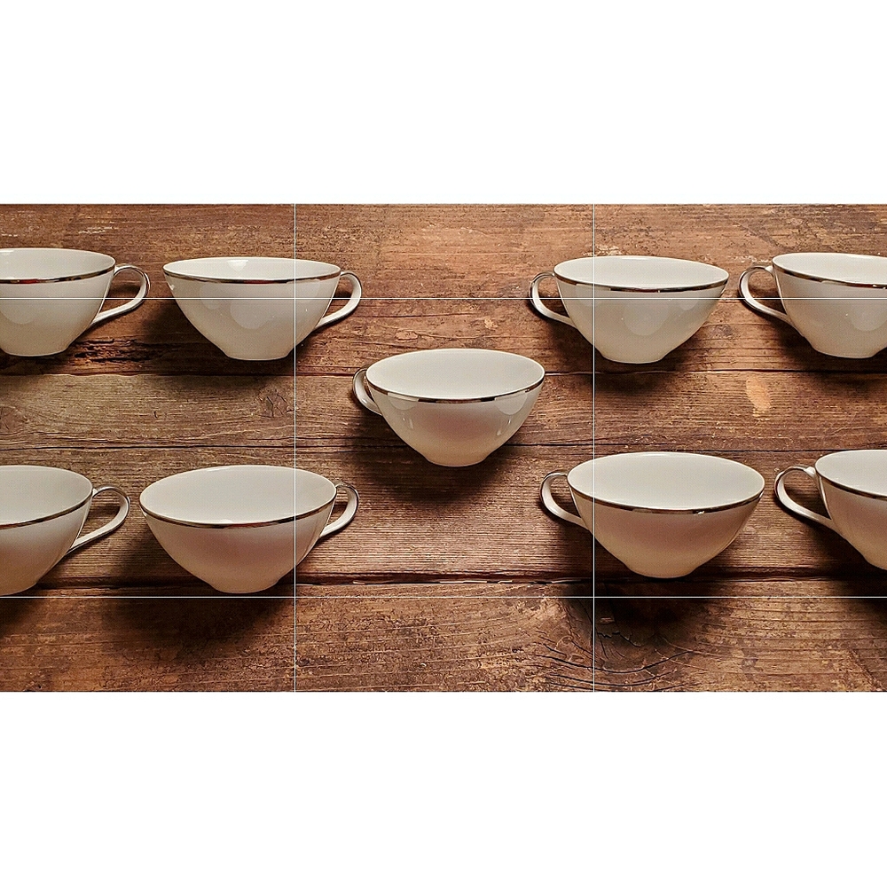 Fine China Cup Set ☕ - Picture 4 of 5